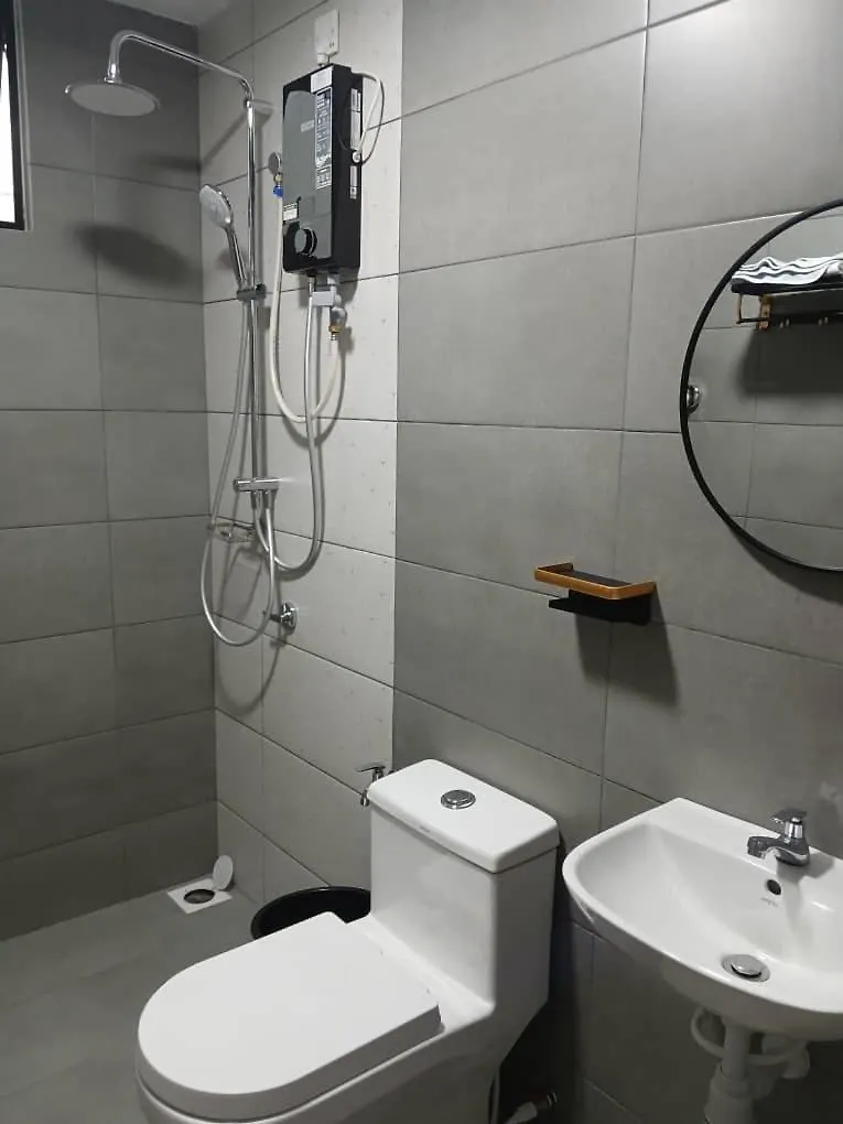Apartment Ciri Homestay Kampung Bakar Batu Johor Bahru